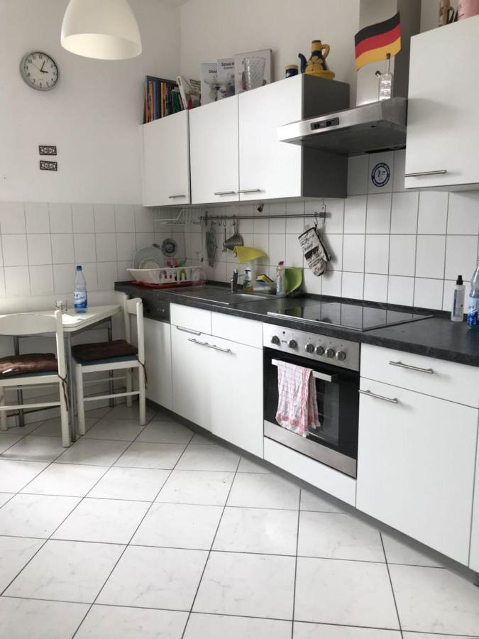 Von Privat, Grosses Zimmer Sehr Zentral In Bad Homburg Stadtmitte Bad Homburg vor der Höhe Eksteriør bilde